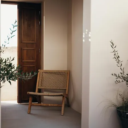 וילה Aethra Vegan Caves