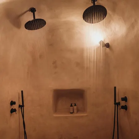 וילה Aethra Vegan Caves *