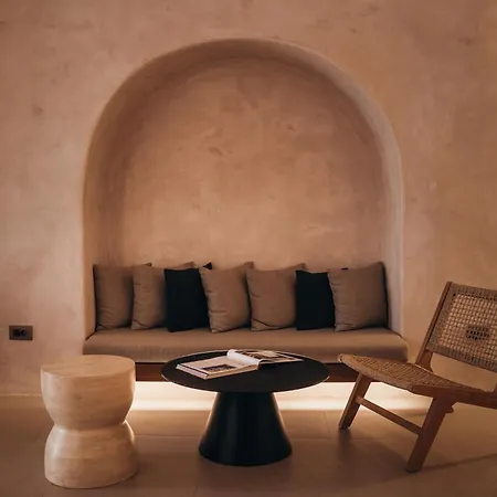 Aethra Vegan Caves Пиргос