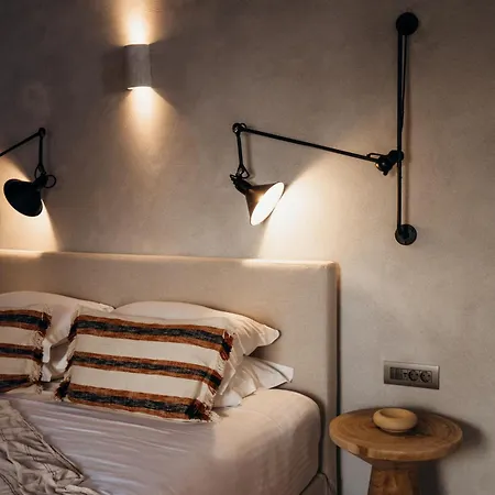 Aethra Vegan Caves Пиргос