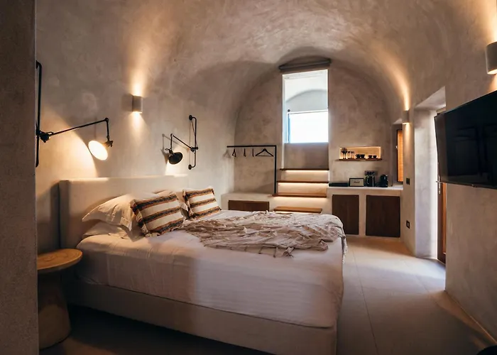 Aethra Vegan Caves * Pyrgos Kallistis